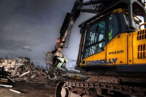 MILLER’S POWERLATCH TILT HITCH – ATTACHMENT OF CHOICE FOR AUSTRALIA’S BIGGEST  PUBLIC TRANSPORT PROJECT